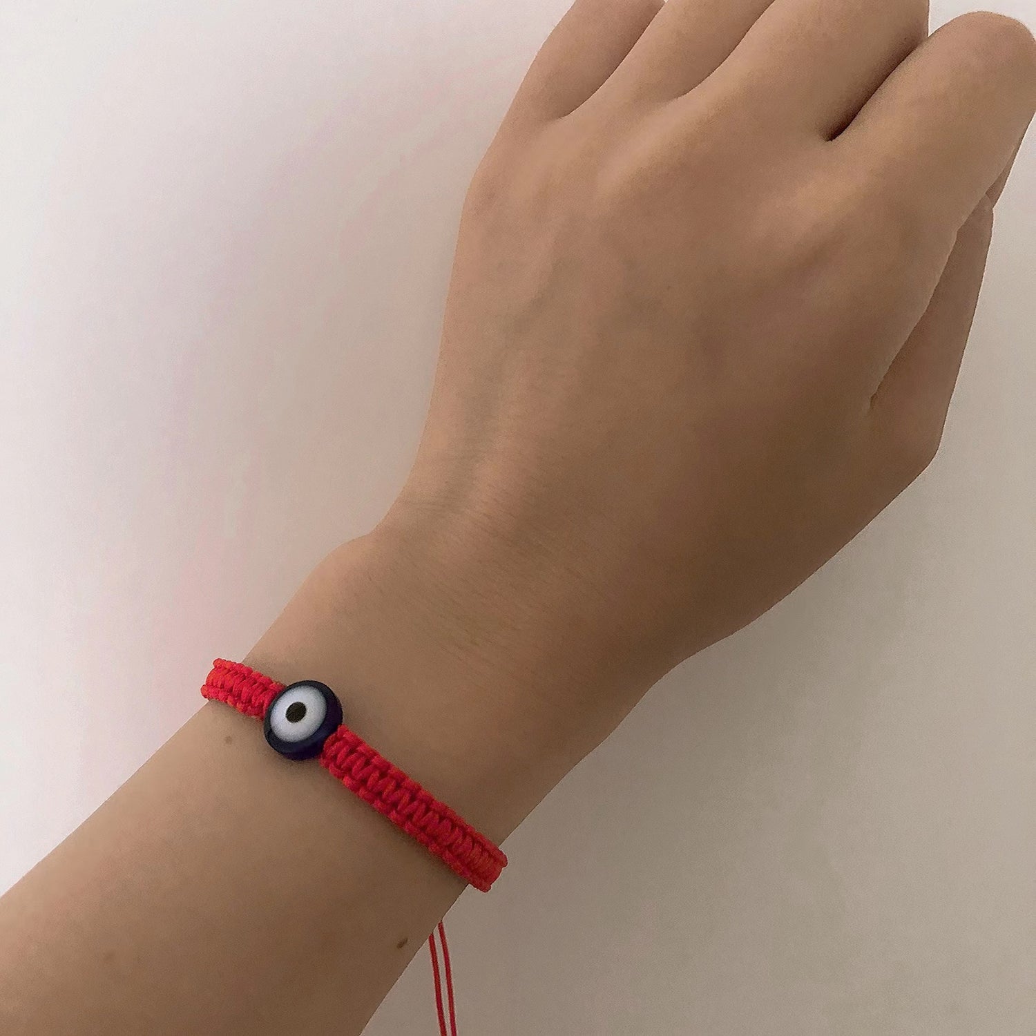 evil-eye-bracelet-with-red-string-