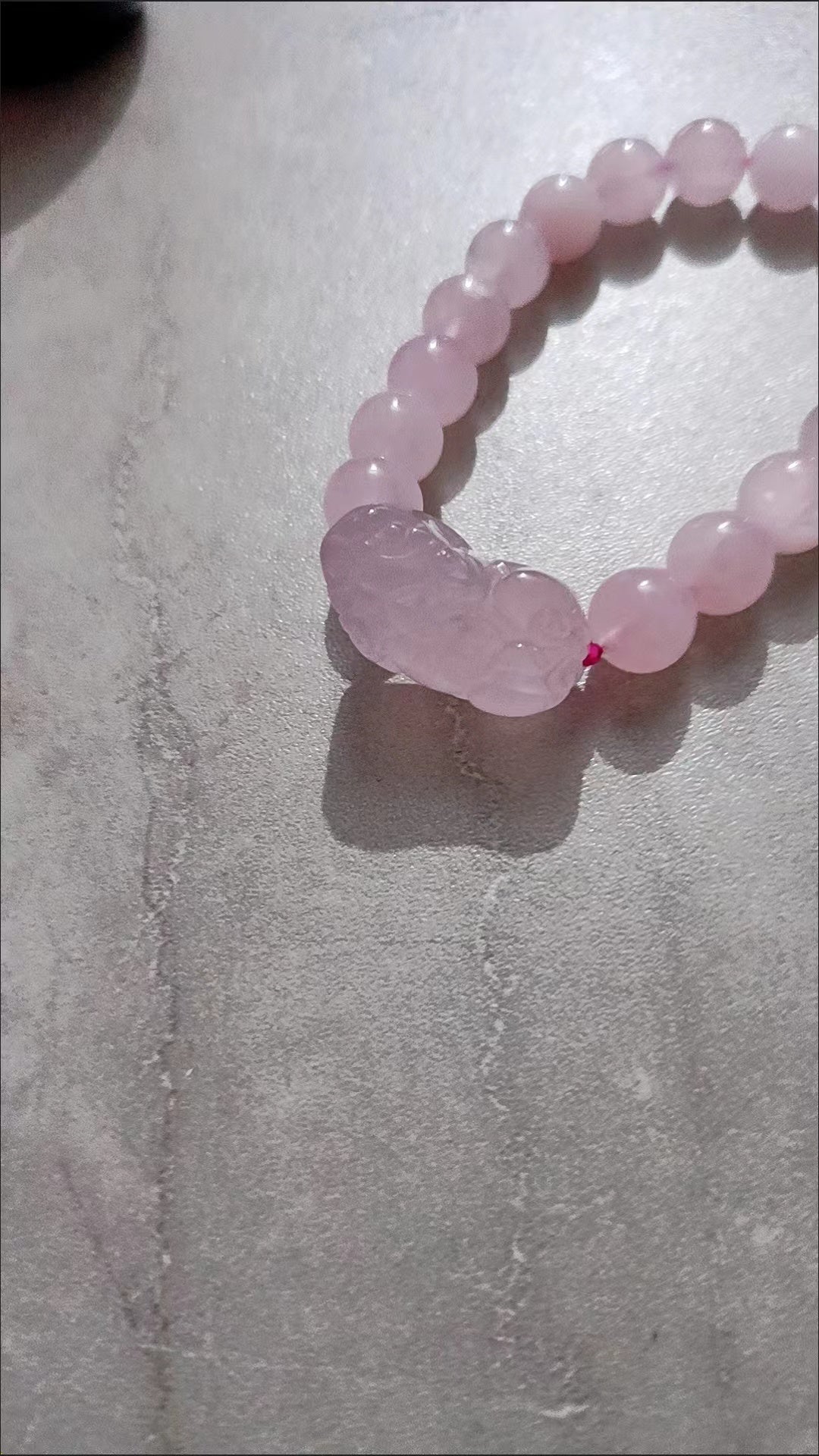 pink-crystal-bracelet-Feng-shui